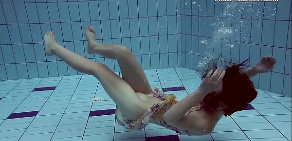  Liza Rachinska underwater bae naked